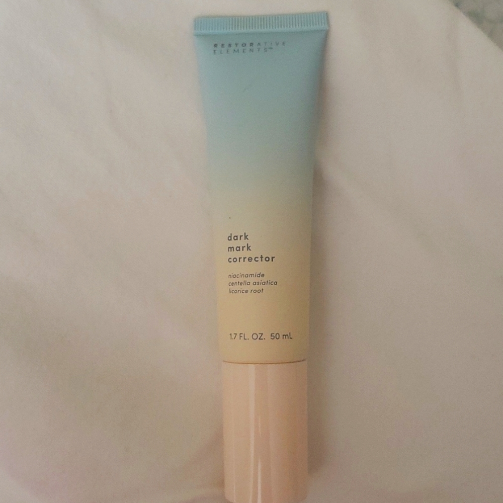 Dark Mark corrector Restorative Elements
